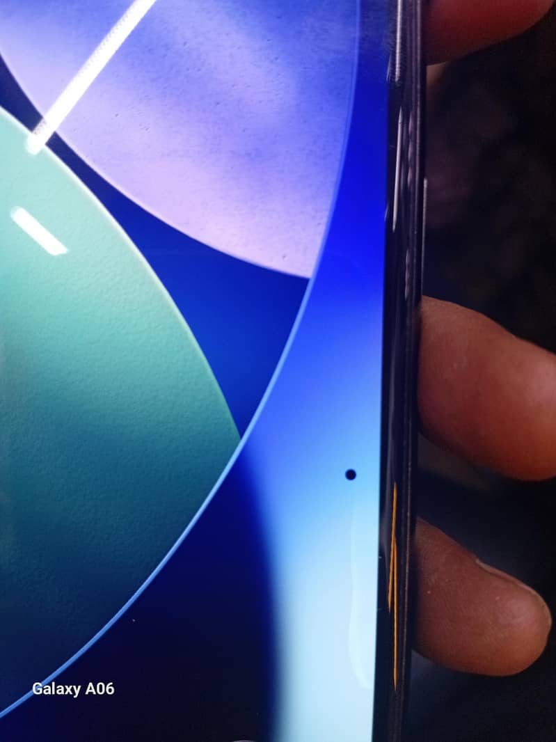 iphone 11 pro max 64GB

                                                            alt=