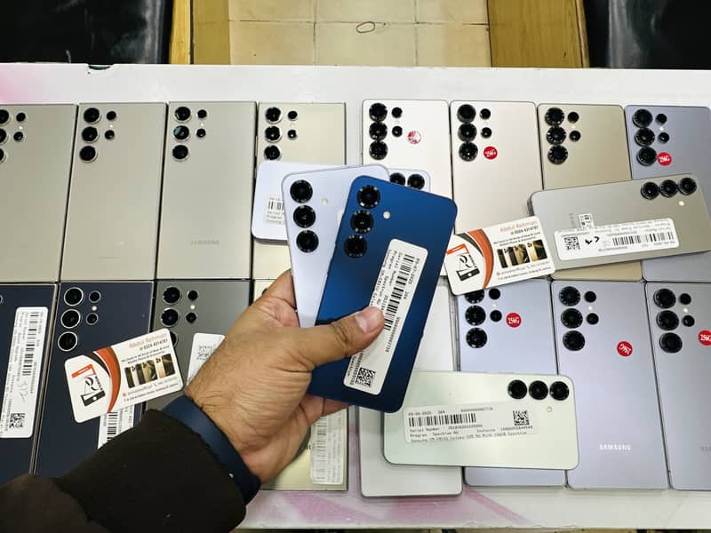 Samsung s25,s25 ultra

                                                            alt=