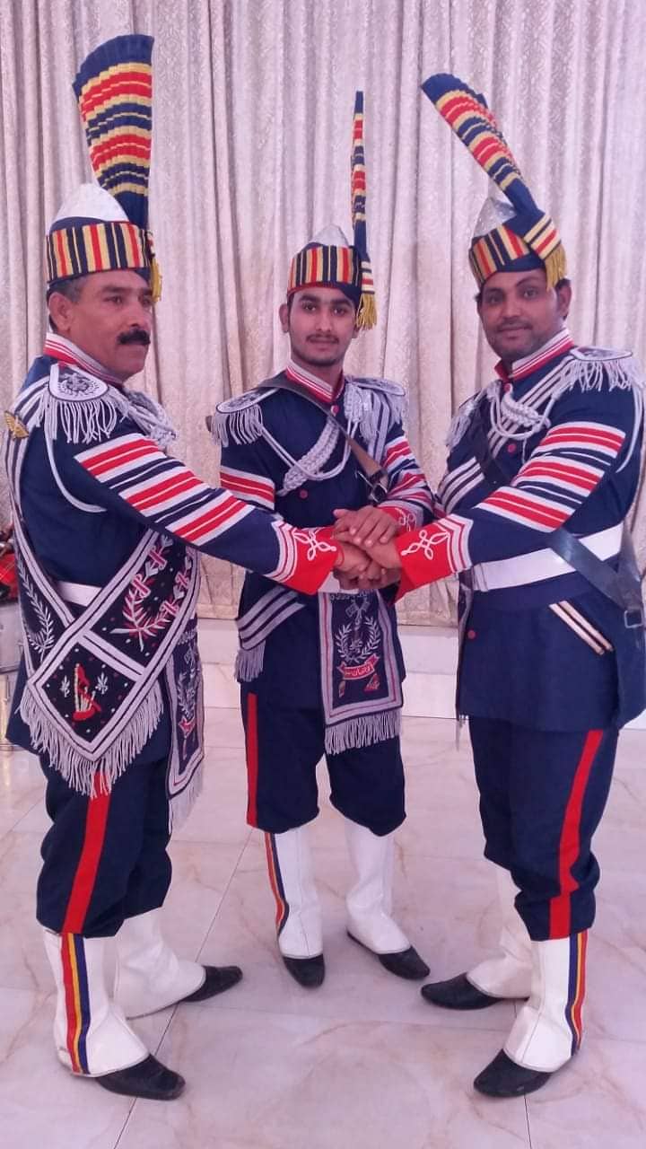 Band Baja Services, Dhol, Shehnai, Qawali, Mehndi, Wedding & Parties

                                                            alt=