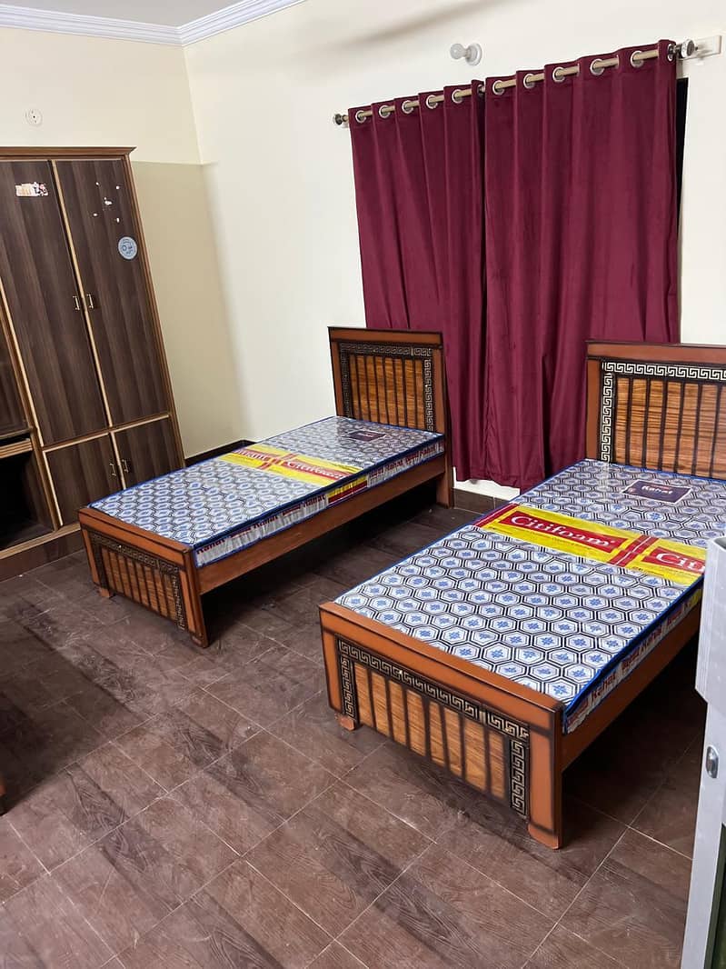 New Boys Hostel i-8 with ample space and Quality services

                                                            alt=