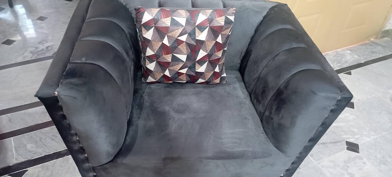 Sofa set

                                                            alt=