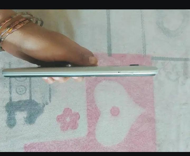 Tecno spark 8c

                                                            alt=