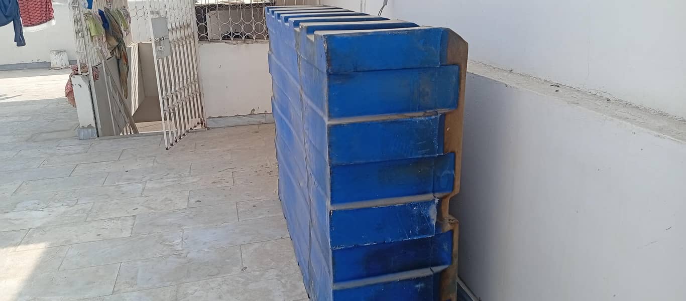 water tank Santac

                                                            alt=