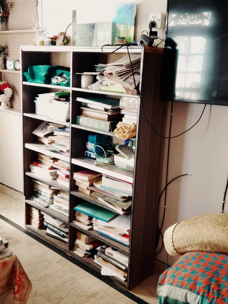 Huge 12unit selves

                                                            alt=