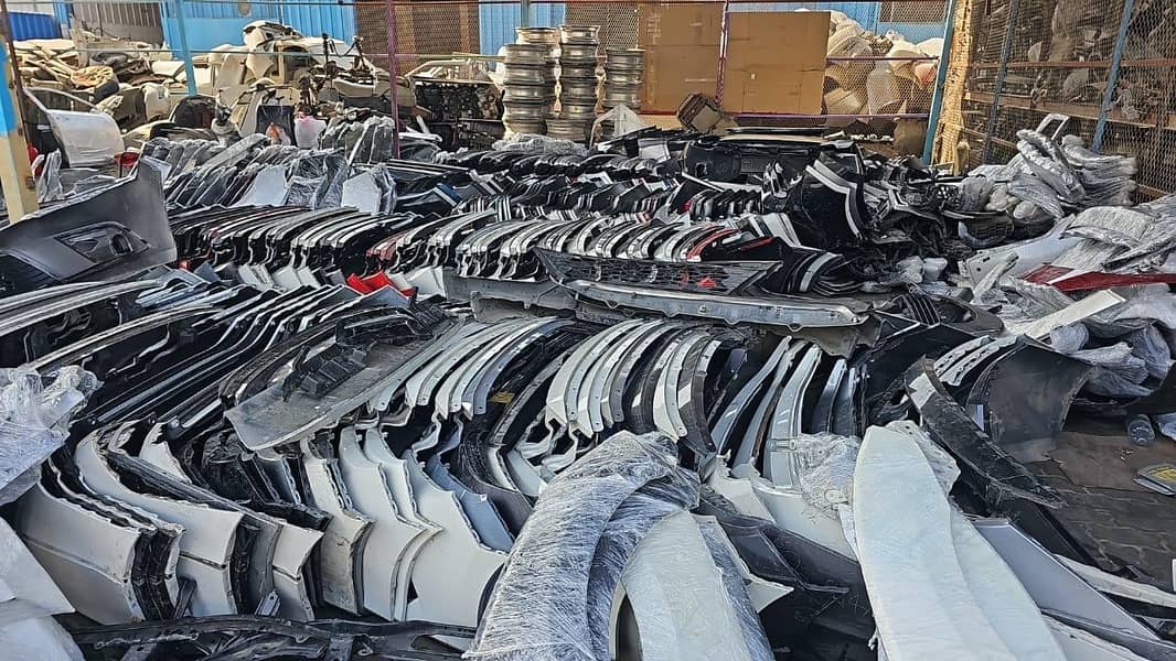 Bumpers for Civic/BRV/City/Corolla/Vezel/Gm/Fb2/Camry Parts Available

                                                            alt=