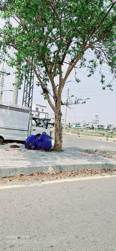 Prime Location 1 Kanal Residential Plot Facing Park for Sale in LDA Avenue 1 Lahore

                                                            alt=