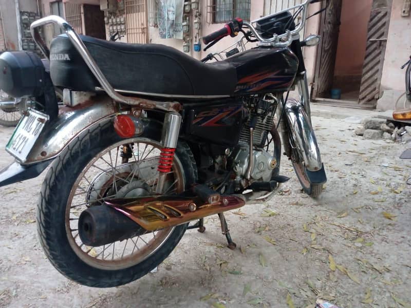 Honda 125

                                                            alt=