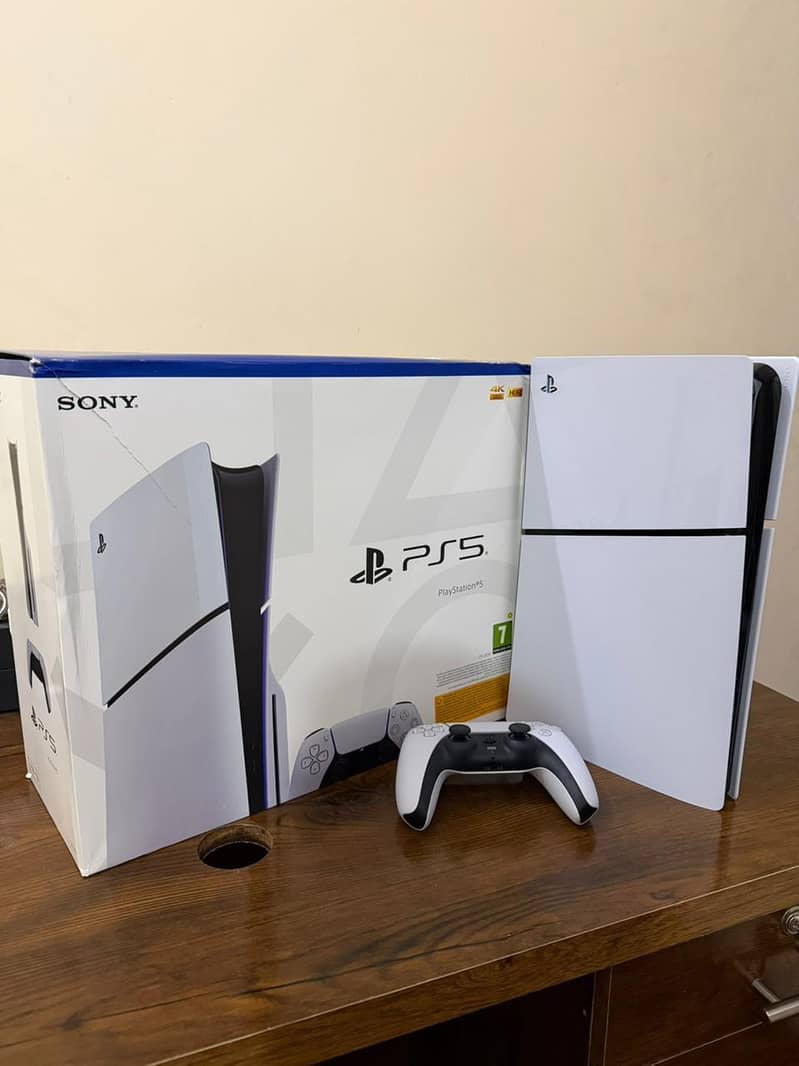 PS5 Slim Disk with games & extra controller

                                                            alt=