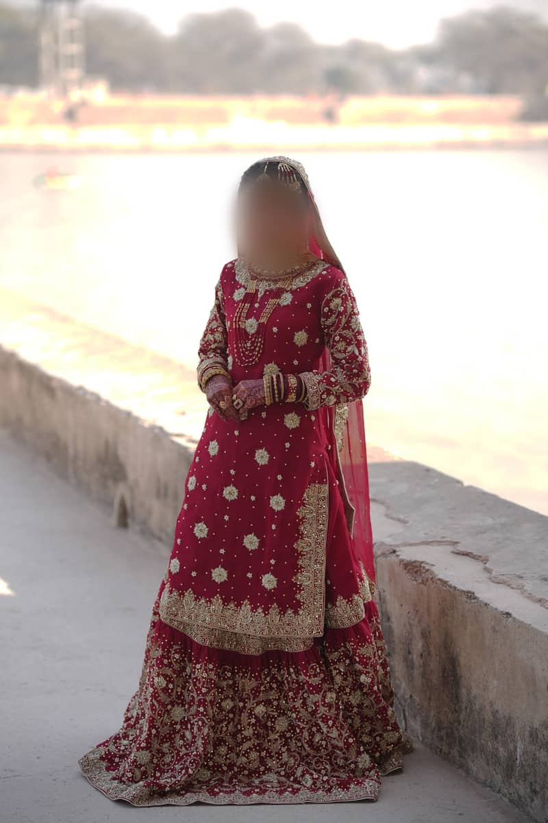 Bridali Lehnga For Sale

                                                            alt=