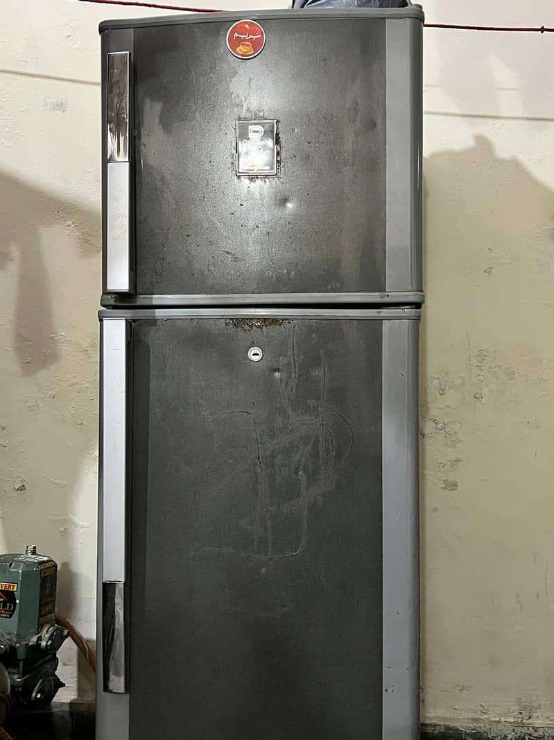 refrigerator for sale

                                                            alt=