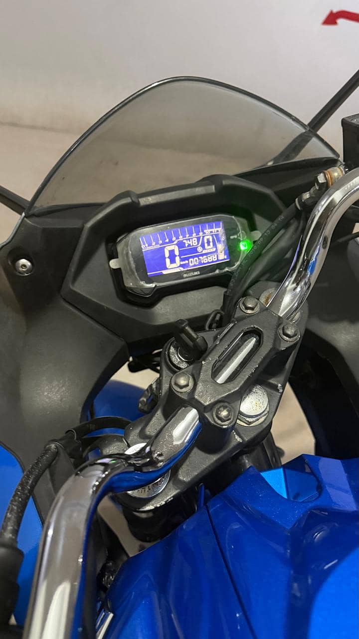 Suzuki Gixxer 150 2020 Model | Totally Genuine | Stock Condition

                                                            alt=