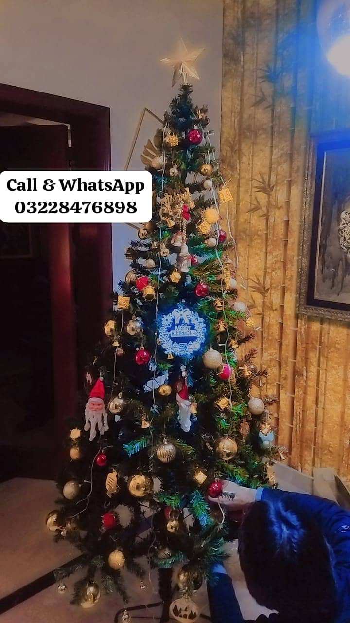 Christmas tree & Decorations - Diffrent sizes - Christmas tree lights

                                                            alt=