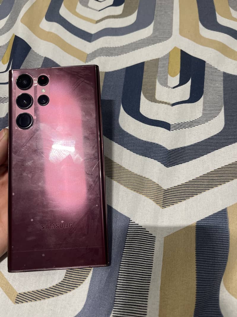 512/12 gb latest offer 10/10 Condition no scratches

                                                            alt=