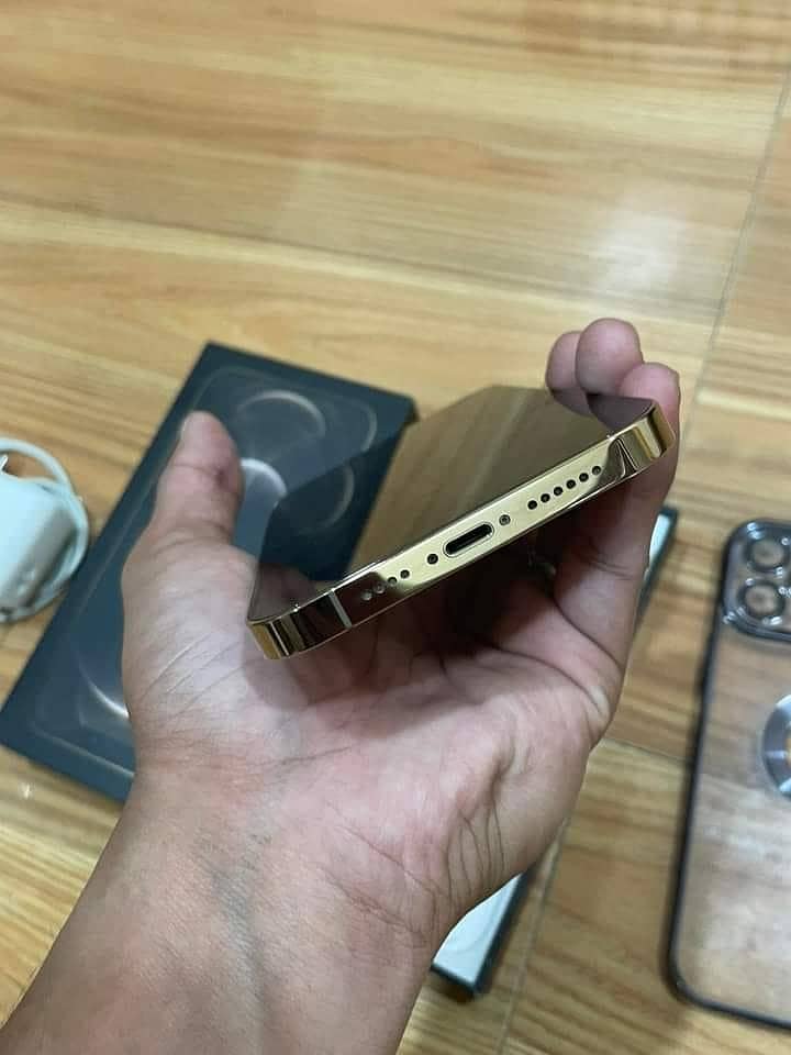 iPhone 12 Pro Max 256GB PTA Approved 0323.3070027

                                                            alt=