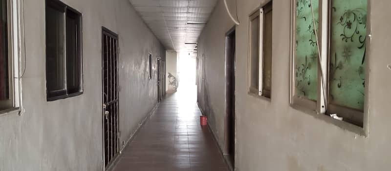 380 Sqft 1bed Living Area 4th Floor Fully Furnished Flat For Rent In Johar Town Phase 2

                                                            alt=