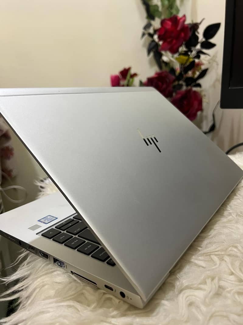 HP Elitebook 840 G6--Touchscreen!slim!Premium bussiness Series

                                                            alt=