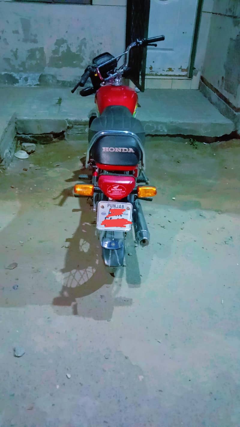 HONDA CD 70CC (2023 MODEL)

                                                            alt=