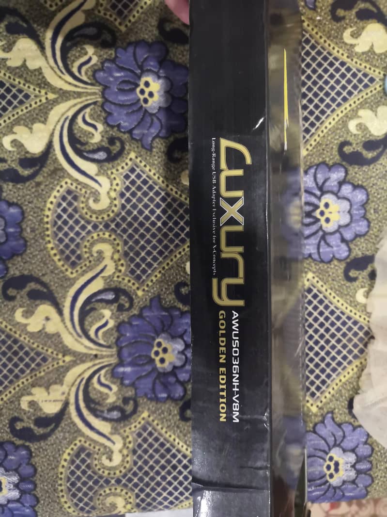 Alfa Awuso36 NH -V8M Ralink 3070 Kali supported plug play

                                                            alt=