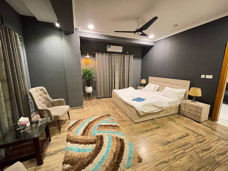 1 Bed Luxurious Fully Furnished Apartment For Rent

                                                            alt=