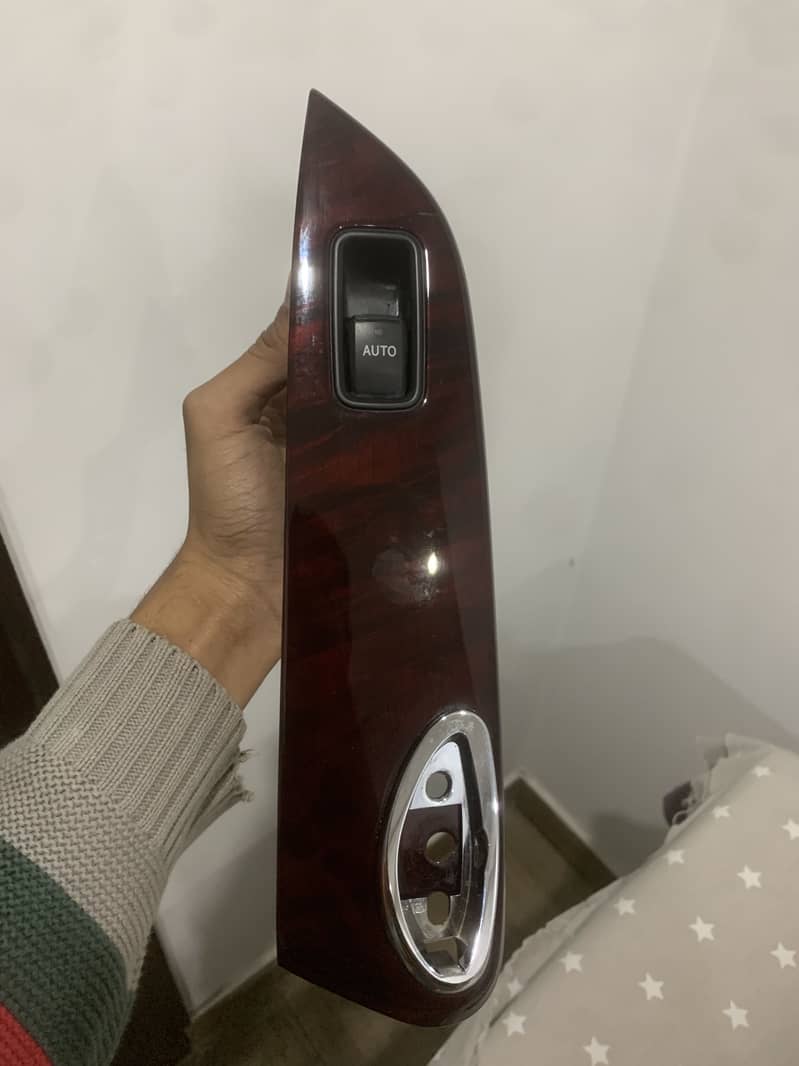 Door handles set of 3

                                                            alt=