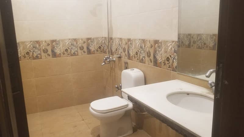 Furnished Bedroom Available For Rent in Paragone city imperial 1

                                                            alt=