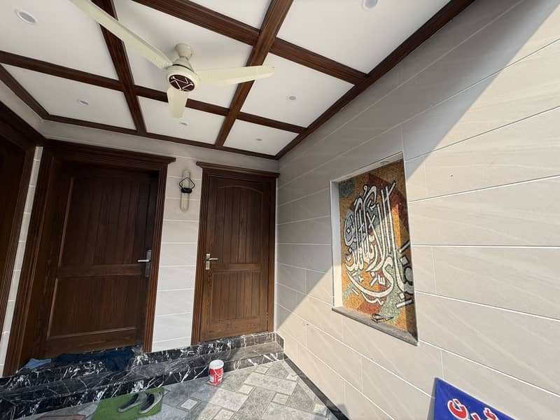 5 marla ultra modren house for sale

                                                            alt=