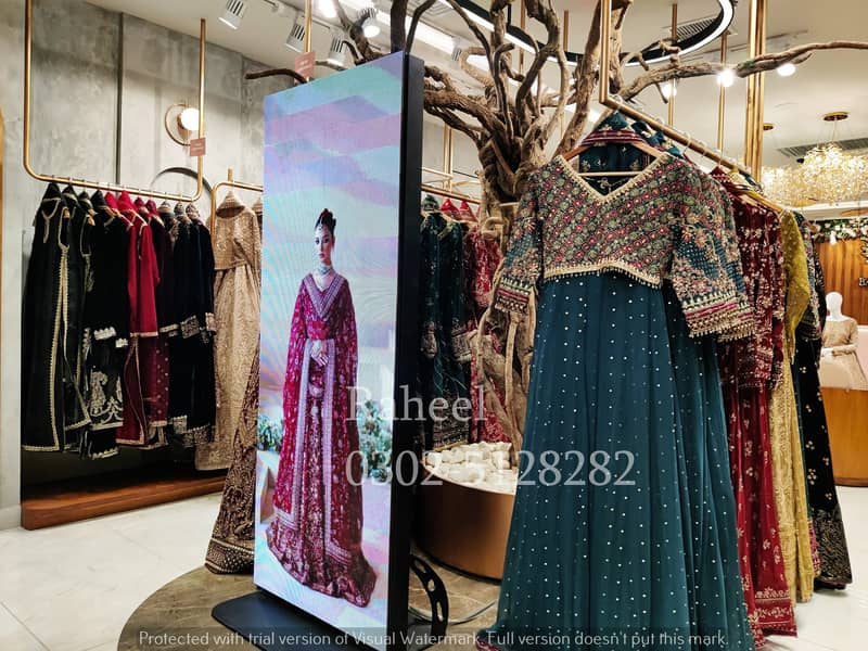 Commercial Shops in Islamabad's Prestigious Mall

                                                            alt=