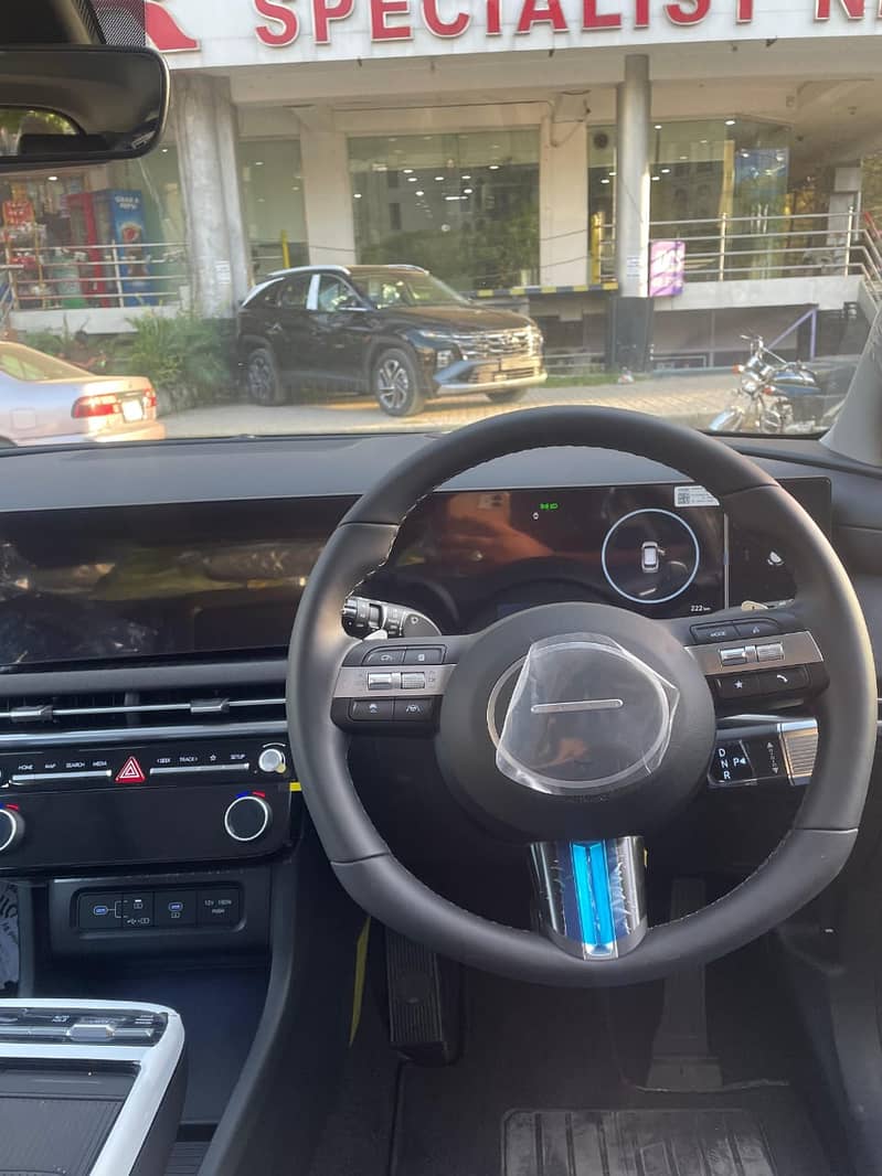 Hyundai Tucson 2025 black,hyundai,tucson,2025,black

                                                            alt=