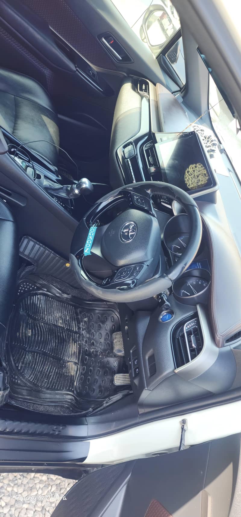 Toyota C-HR G-LED

                                                            alt=