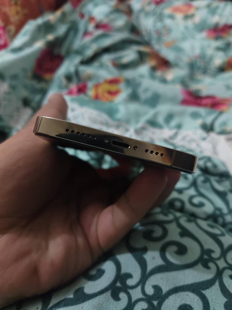 iPhone 14 pro max 128gb non pta

                                                            alt=