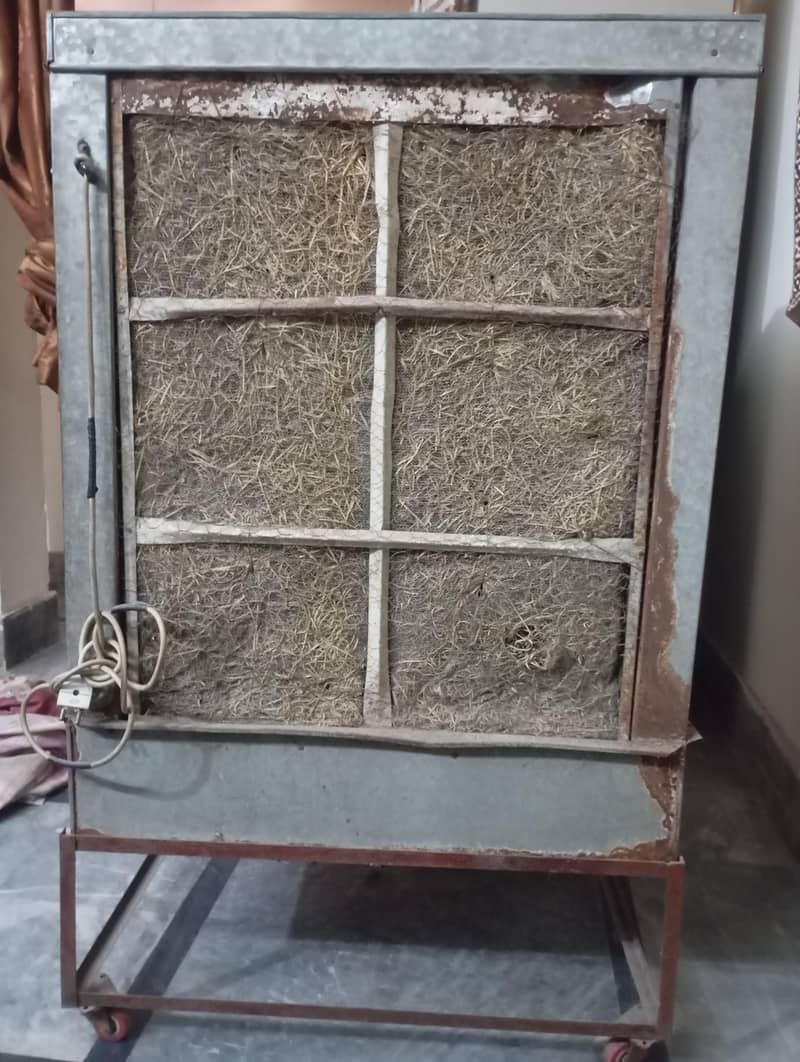 Cooler

                                                            alt=