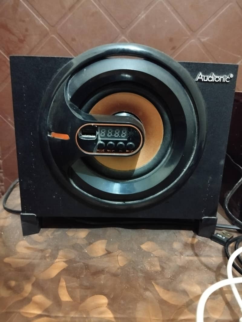 max BT 270 bass speakers

                                                            alt=