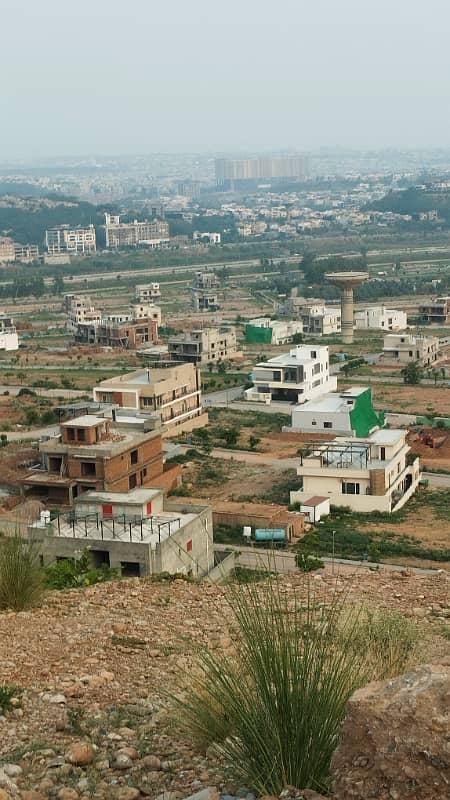 Beautiful 10 Marla Plot Available For Sale In Dha 3

                                                            alt=