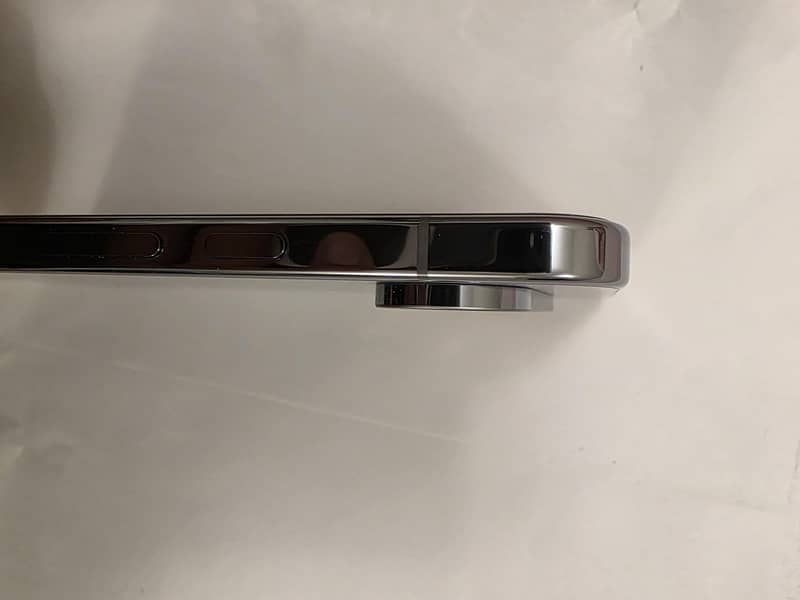 Pixel 10 Pro XL 256/12 Almost new 10/10

                                                            alt=