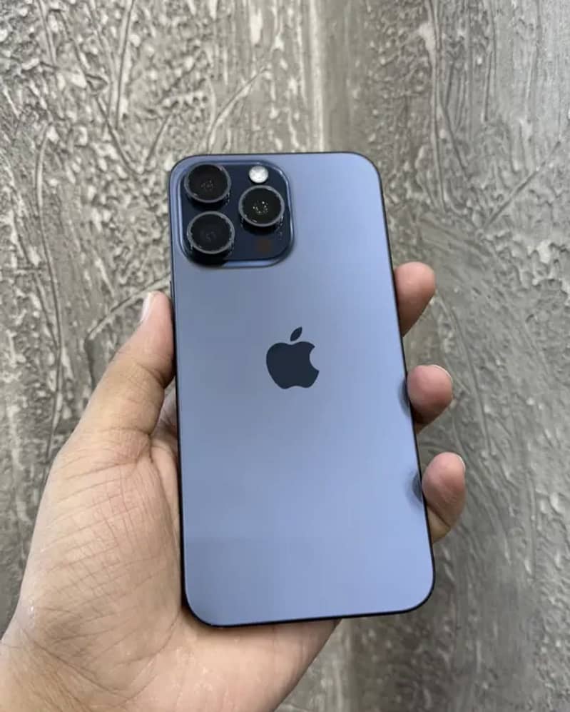 Iphone 15 pro max FACTORY UNLOCKED

                                                            alt=