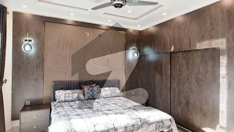 10 MARLA ULTRA MODERN HOUSE AVAILABLE FOR SALE

                                                            alt=