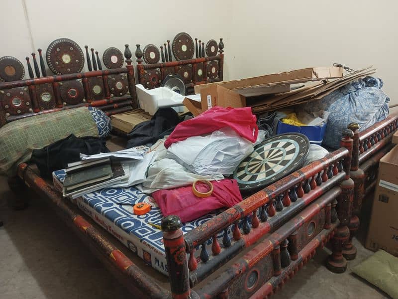 SINGLE BED PAIR

                                                            alt=