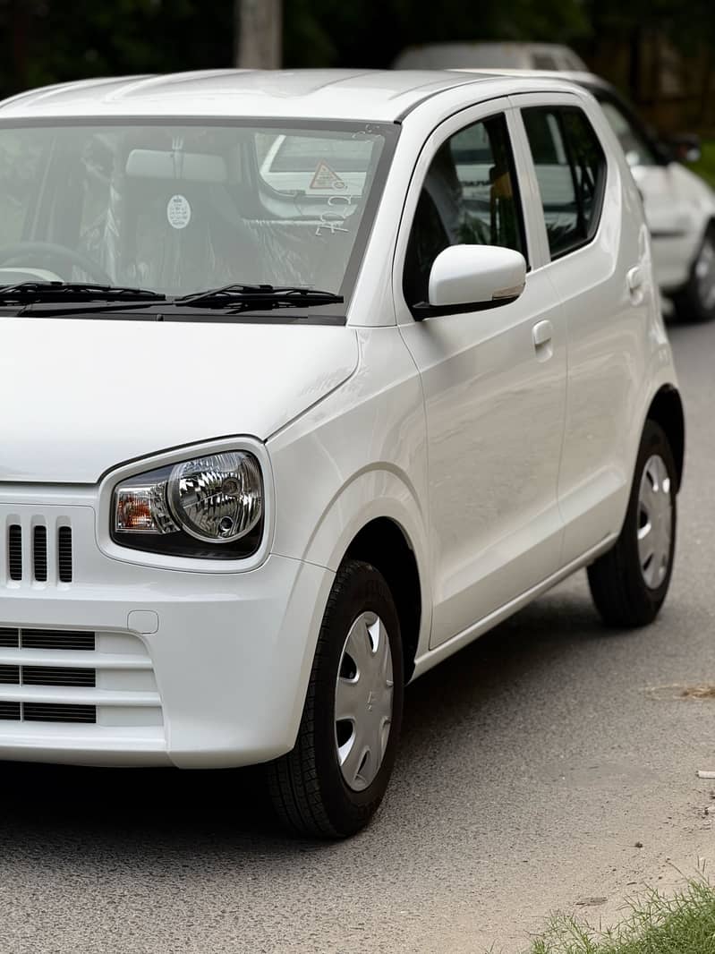 Suzuki Alto VXL-AGS Model 2025 Zero Meter Bank Leased Car

                                                            alt=