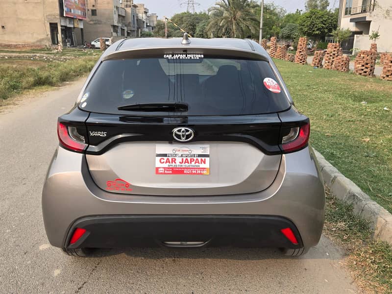 Toyota Yaris 2022 (X Edition) - Fresh Import

                                                            alt=