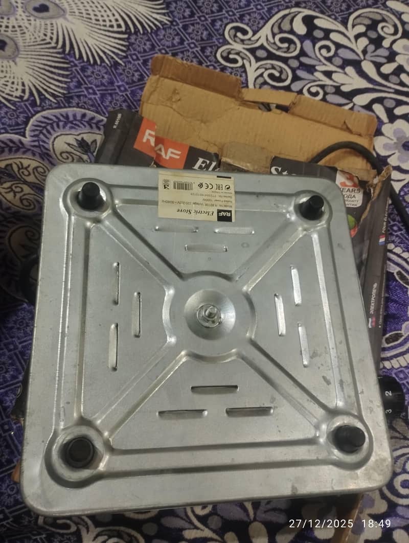 RAF stove sale

                                                            alt=