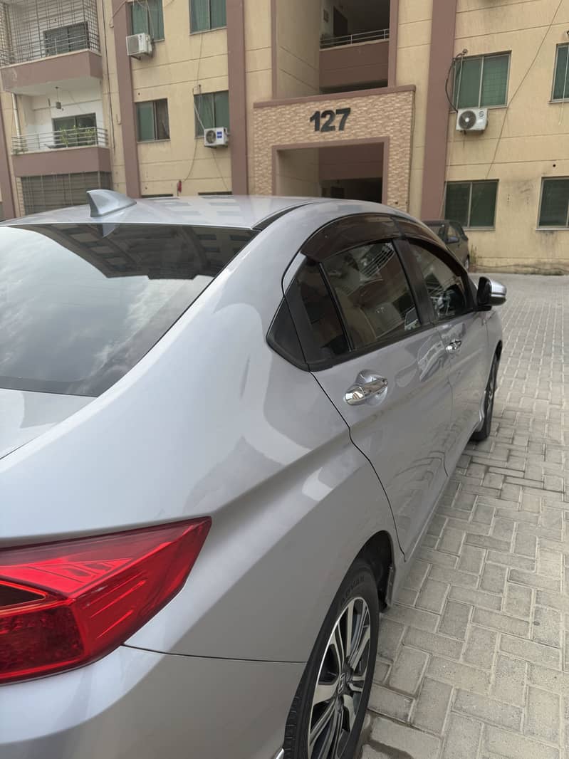 Honda City Aspire 1.5 – December 2021 – First Owner

                                                            alt=