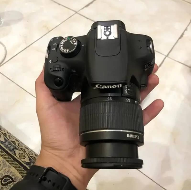 Canon 1200D For sale very slightly used

                                                            alt=