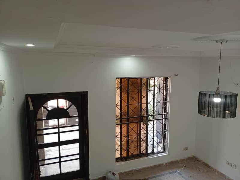10-Marla House Available For Rent Faisal Town Block c Lahore

                                                            alt=