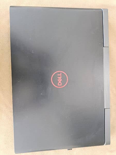 Dell Inspiron 15 7577 Gaming laptop

                                                            alt=