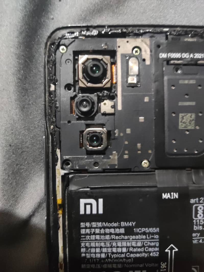 Poco F3 All Parts (Board Dead)

                                                            alt=