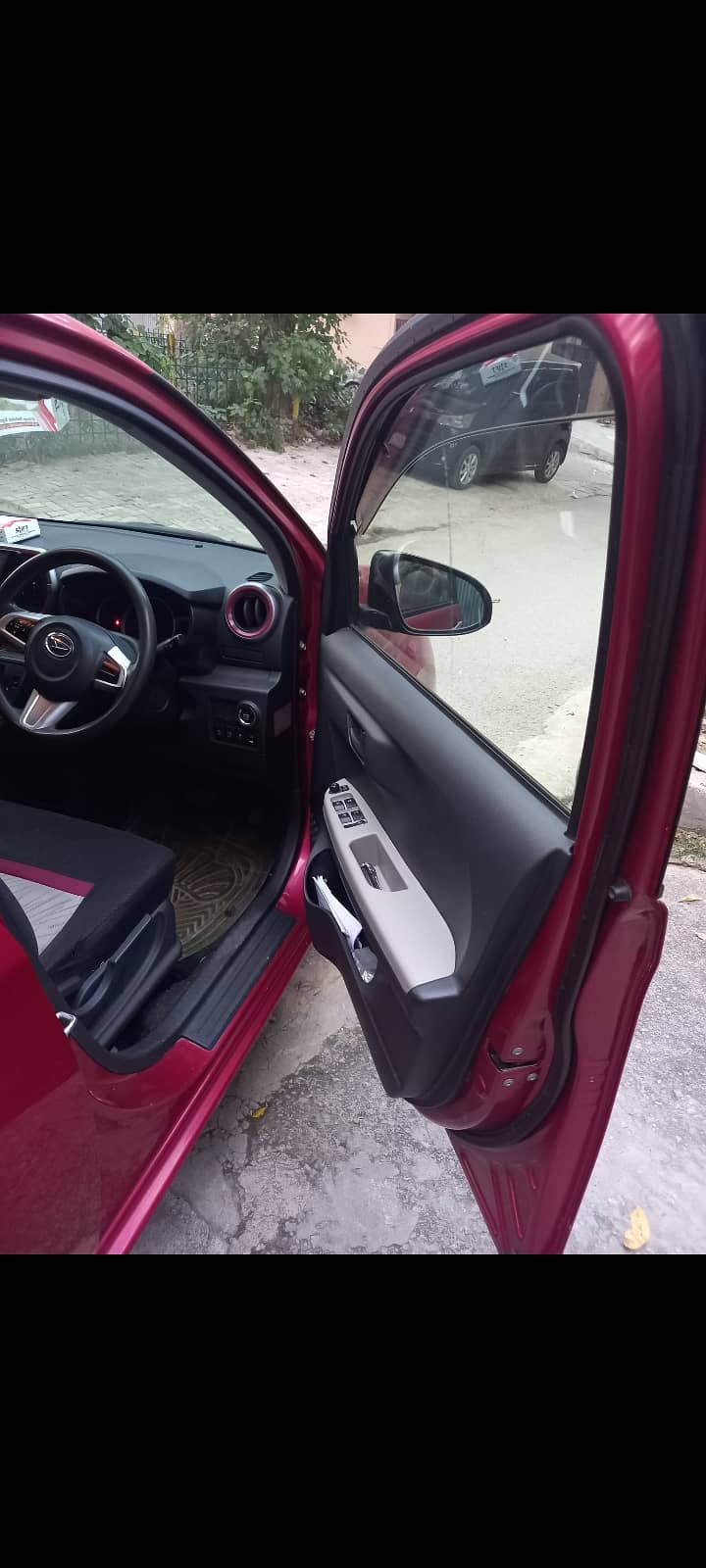 Daihatsu Boon 2016

                                                            alt=