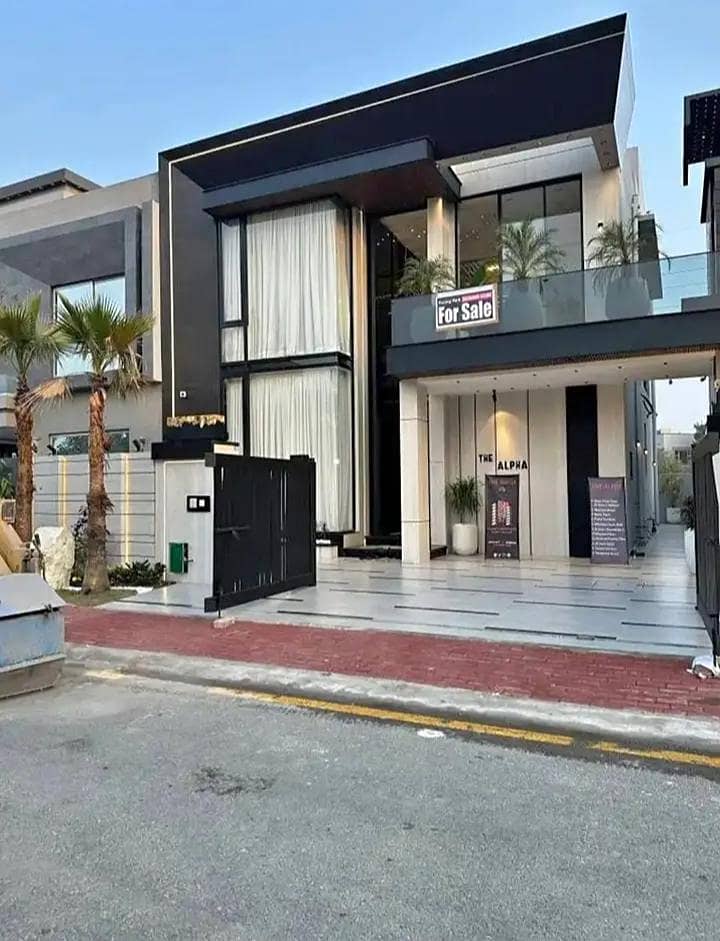 ITC CONSTRUCTION AND BUILDER'S

                                                            alt=