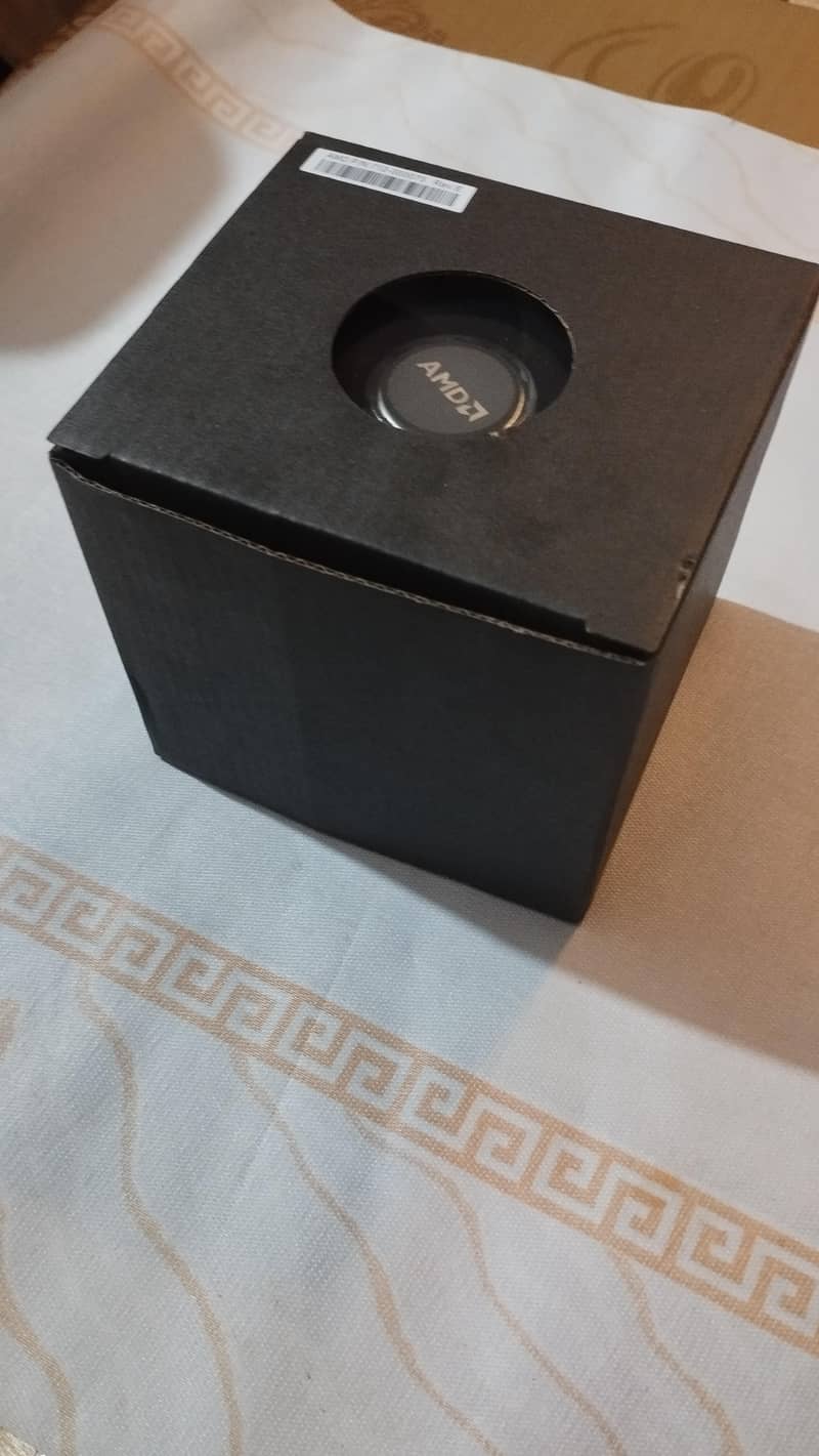 Wraith Prism CPU Cooler

                                                            alt=