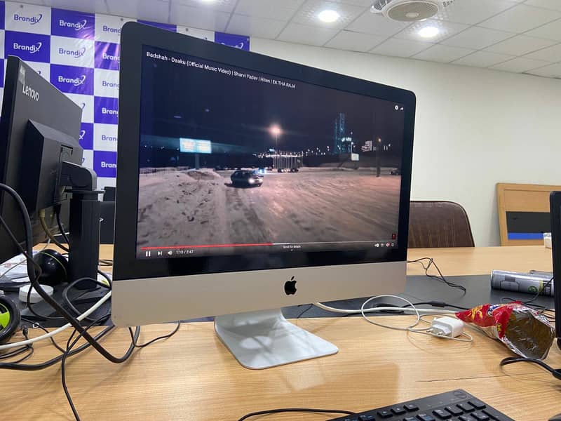 I Mac 2015 Late

                                                            alt=