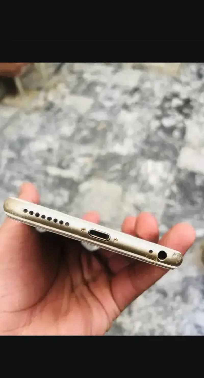 Iphone 6 plus 64gb pta approved

                                                            alt=